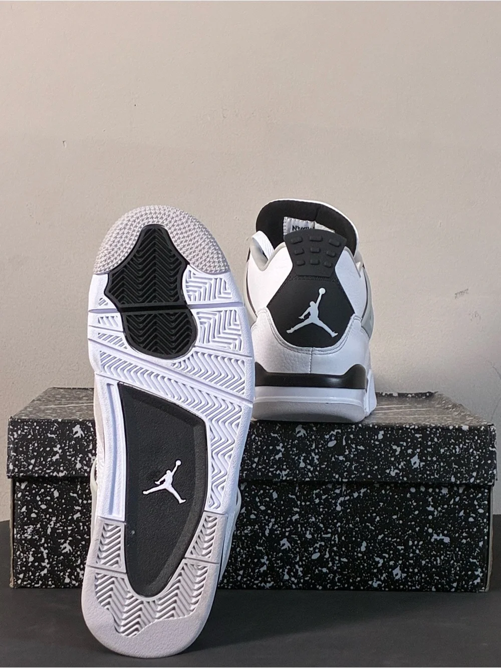 Jordan military black
